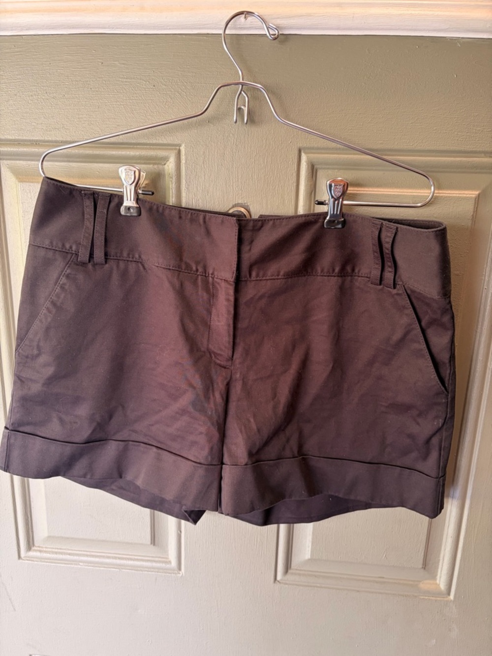 Express Women's Dark Brown Cuffed Stretch Shorts
